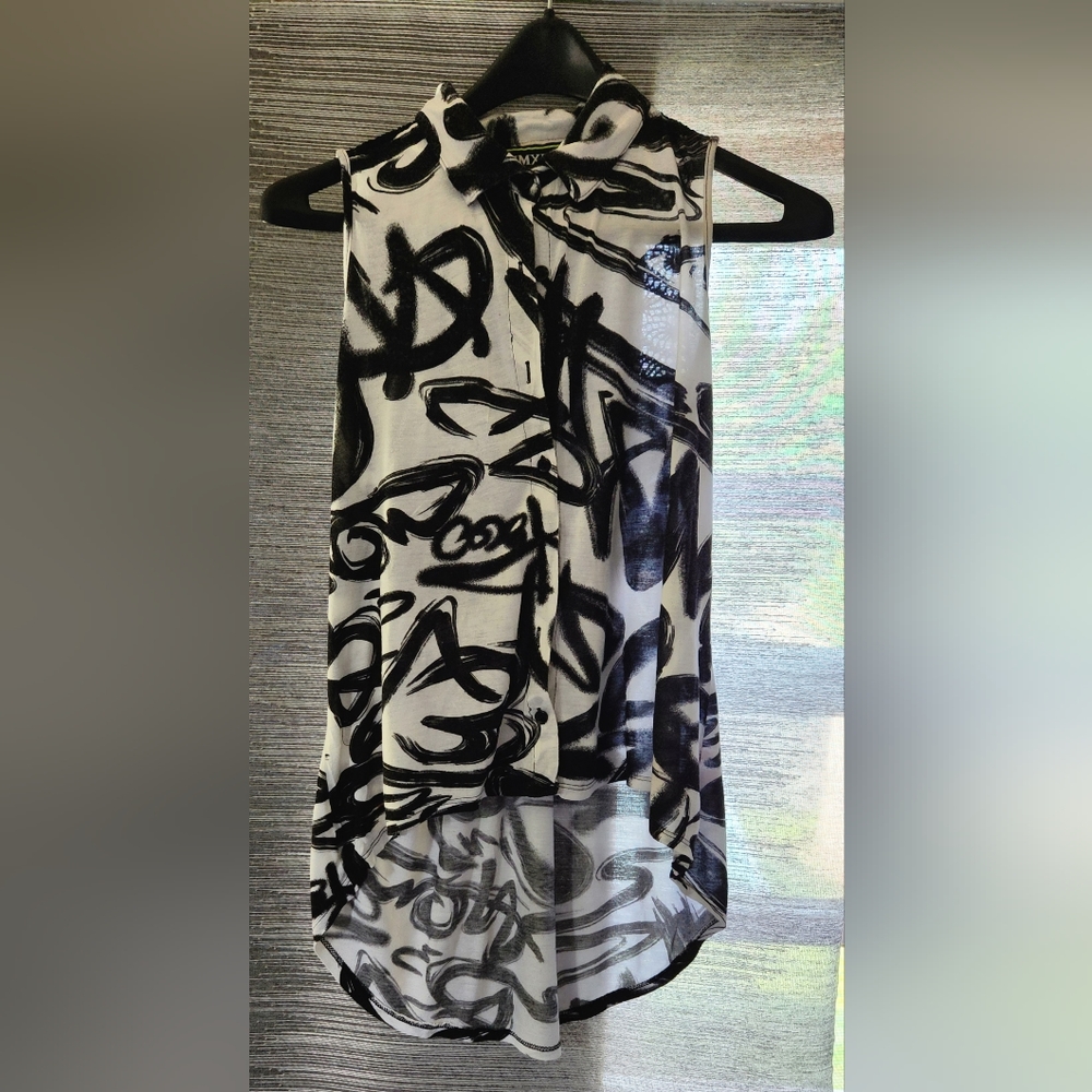 Twenty Thirteen Black and White High Low Button Down Top